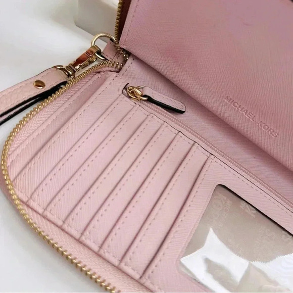 Micheal Kors Pebbled Leather Zip Around Wallet/Wristlet - Picture 5 of 9